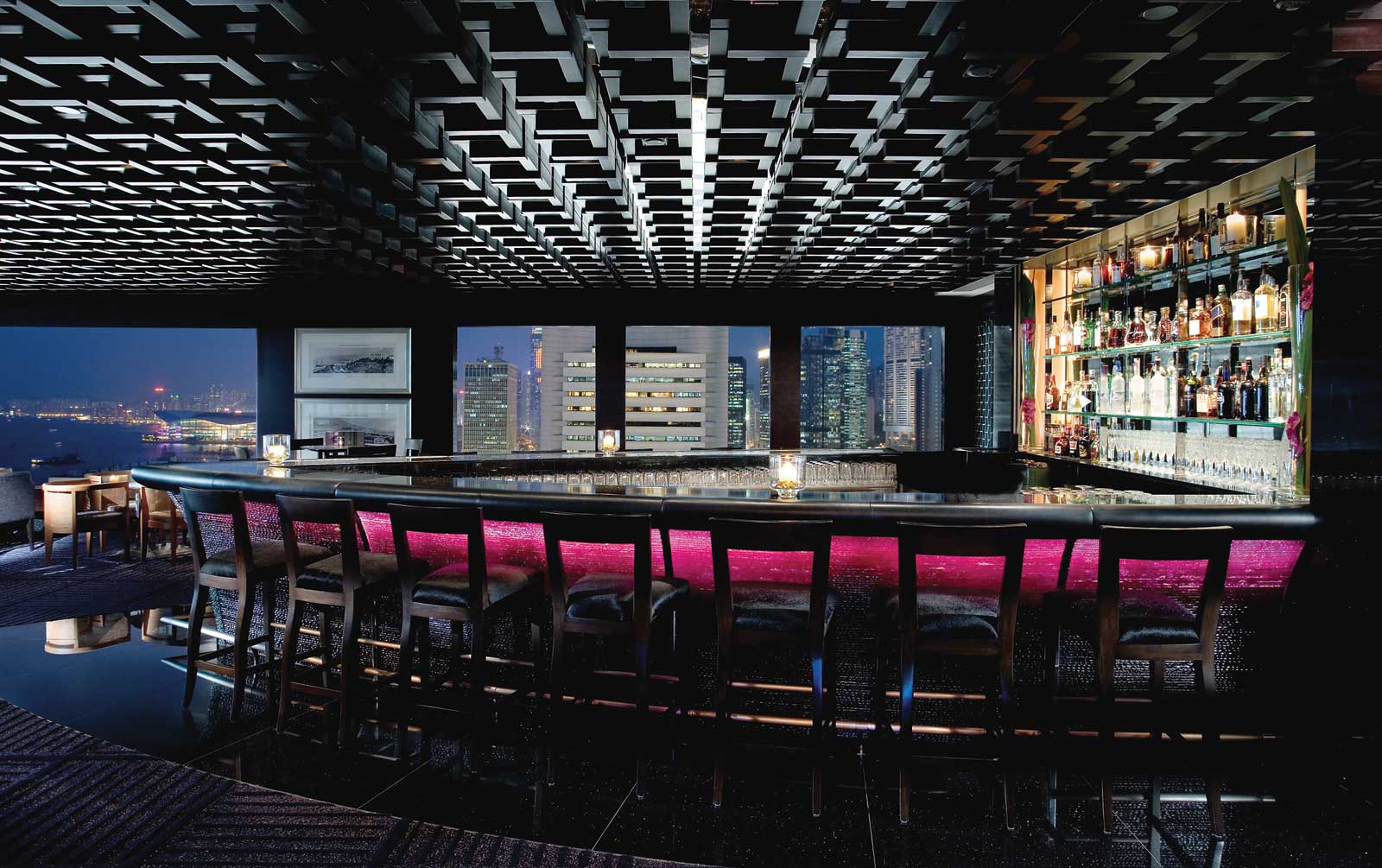 Mandarin Oriental HK bar