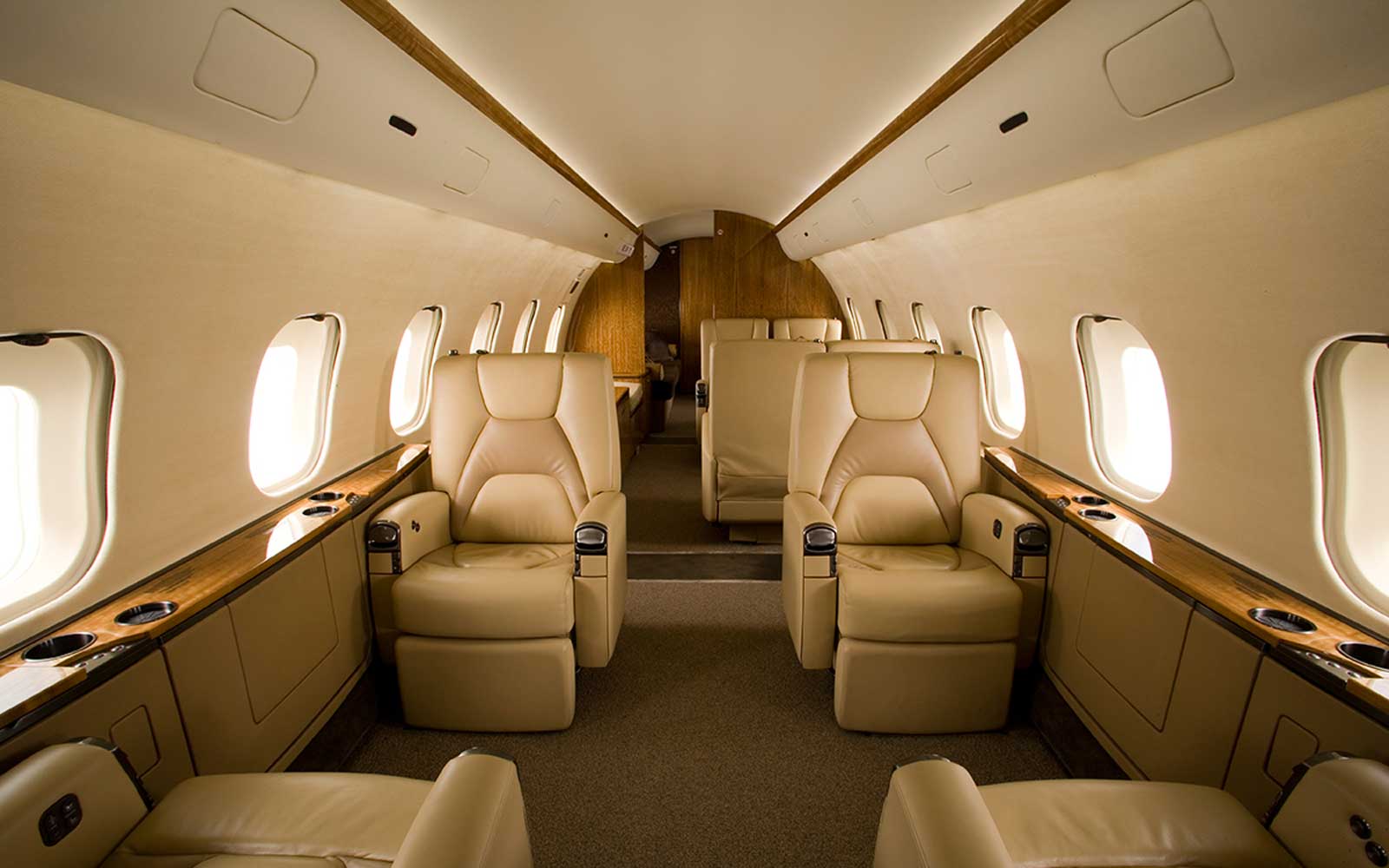 Private jet interior – pole to pole