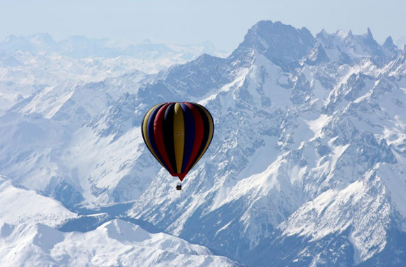 Chris Dewhirst Everest balloon
