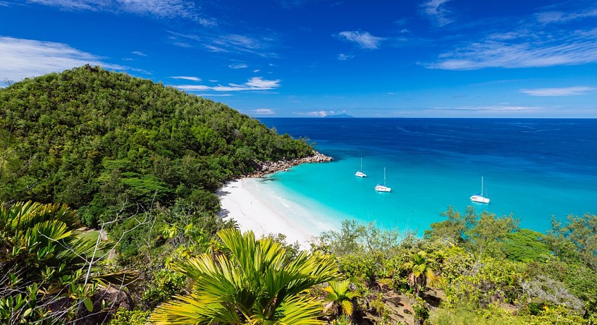 Air Seychelles, island escape, the Seychelles, Indian Ocean, summer holiday, quarantine-free, island-hopping, Remco Althius, Praslin, La Digue 