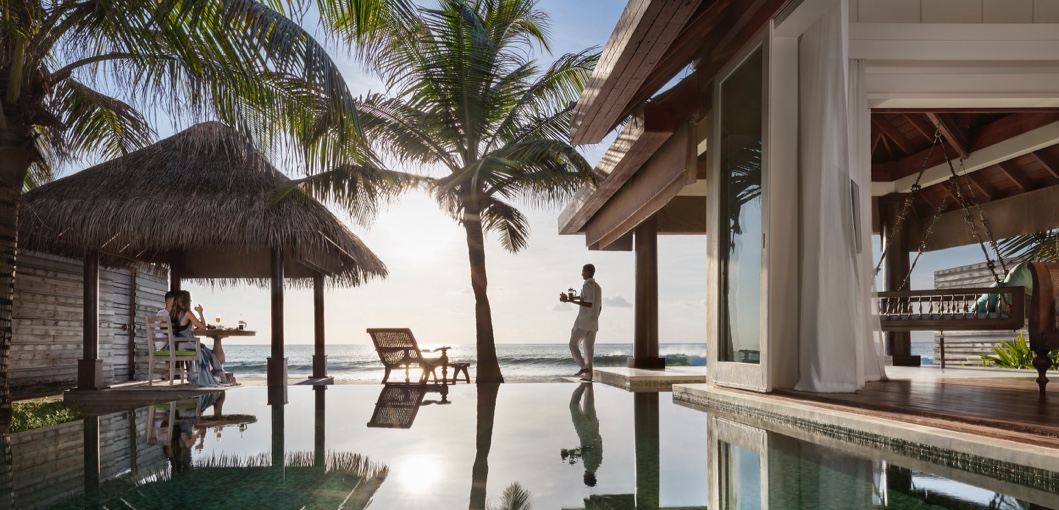 Best Resorts in Maldives | Naladhu Private Island Maldives