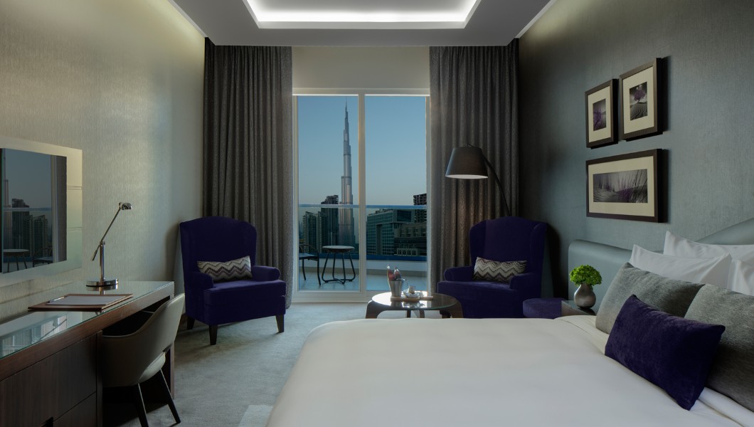 Staycations - Radisson Blu Hotel, Dubai Waterfront