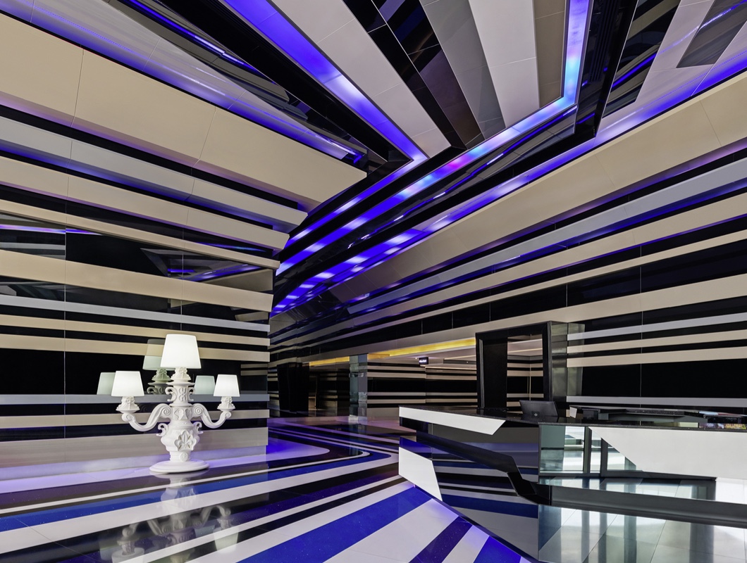 Valor Suite, V Hotel Dubai, Curio Collection by Hilton