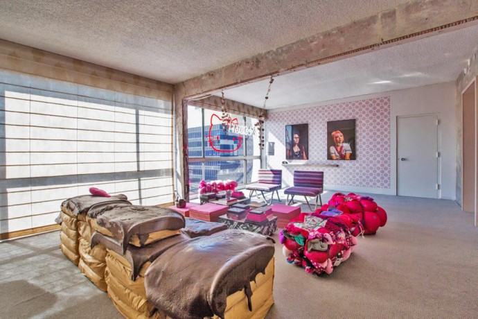 Hello Kitty suite