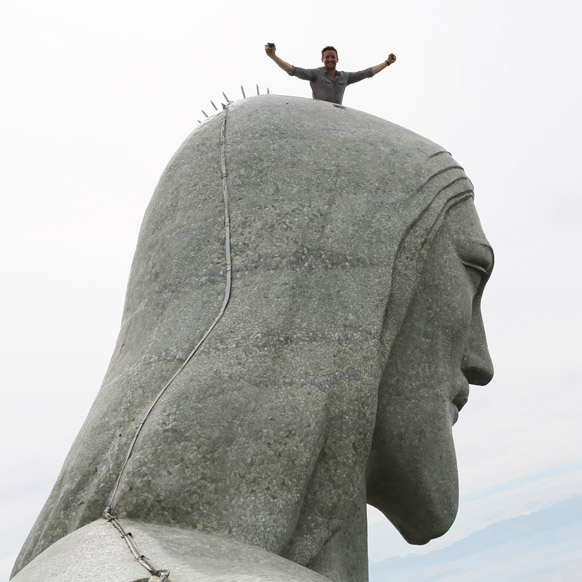 Christ the Redeemer selfie