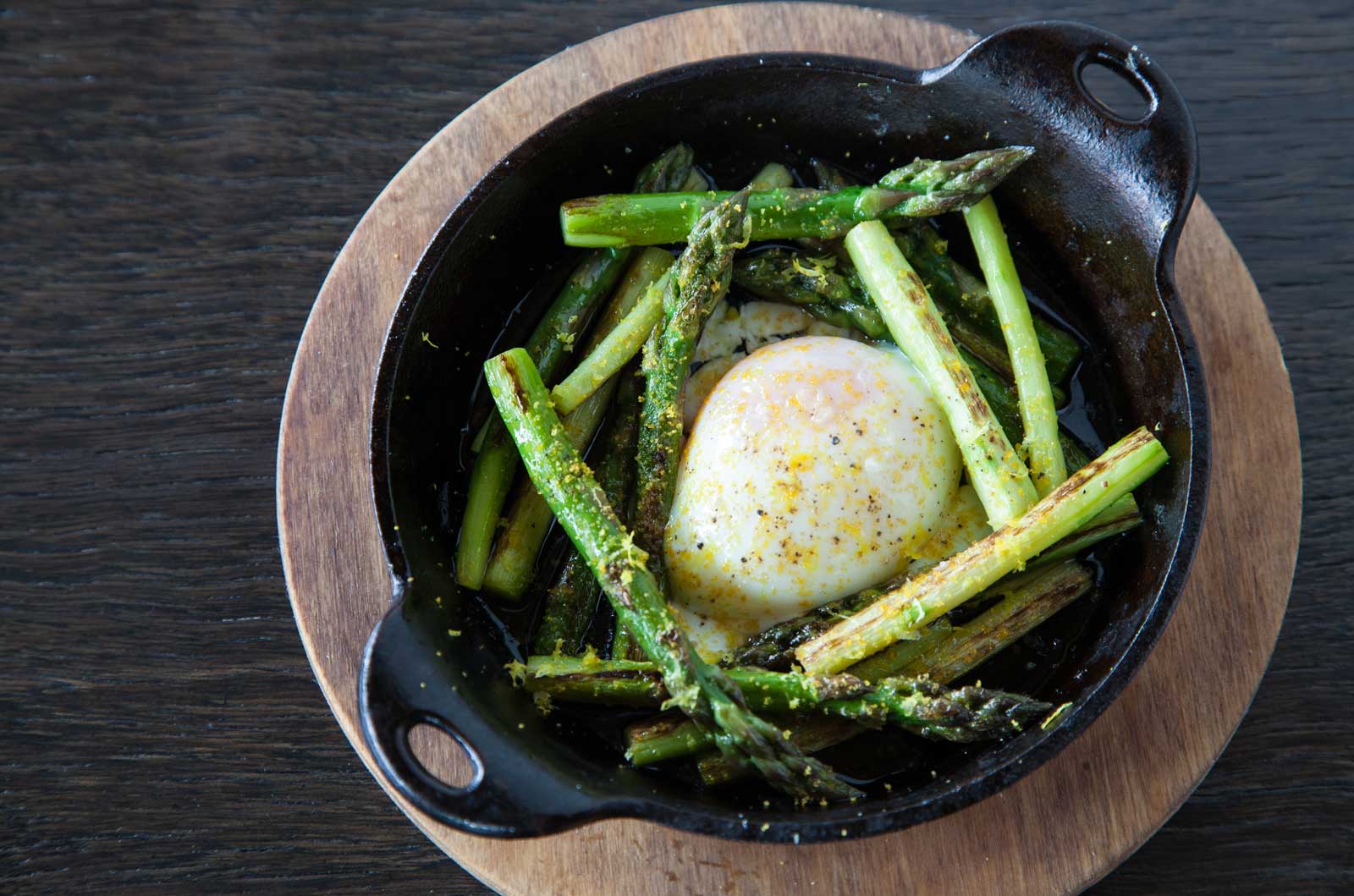Egg and asparagus at The 404 Kitchen in Nashville