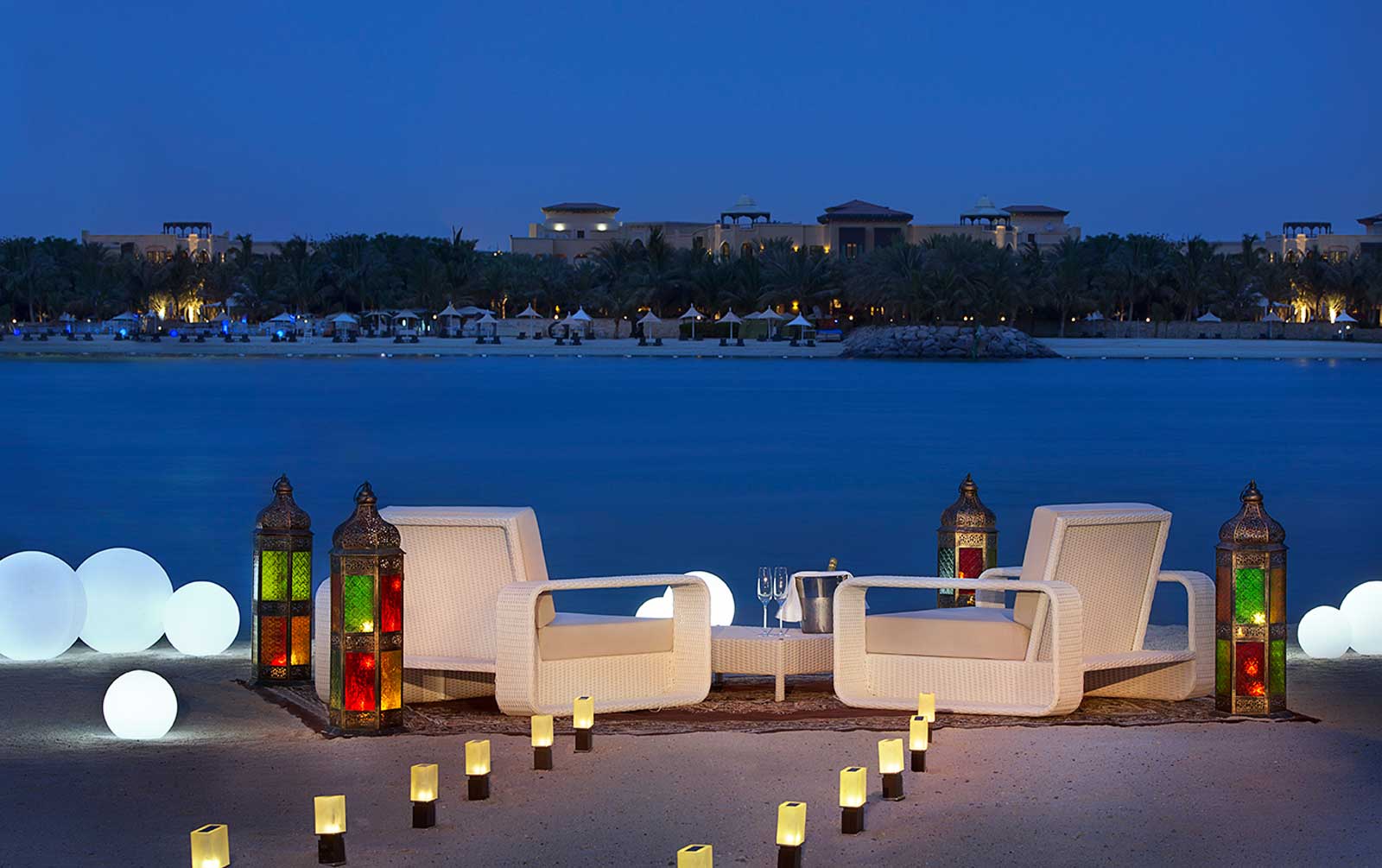 The Ritz-Carlton Abu Dhabi at night