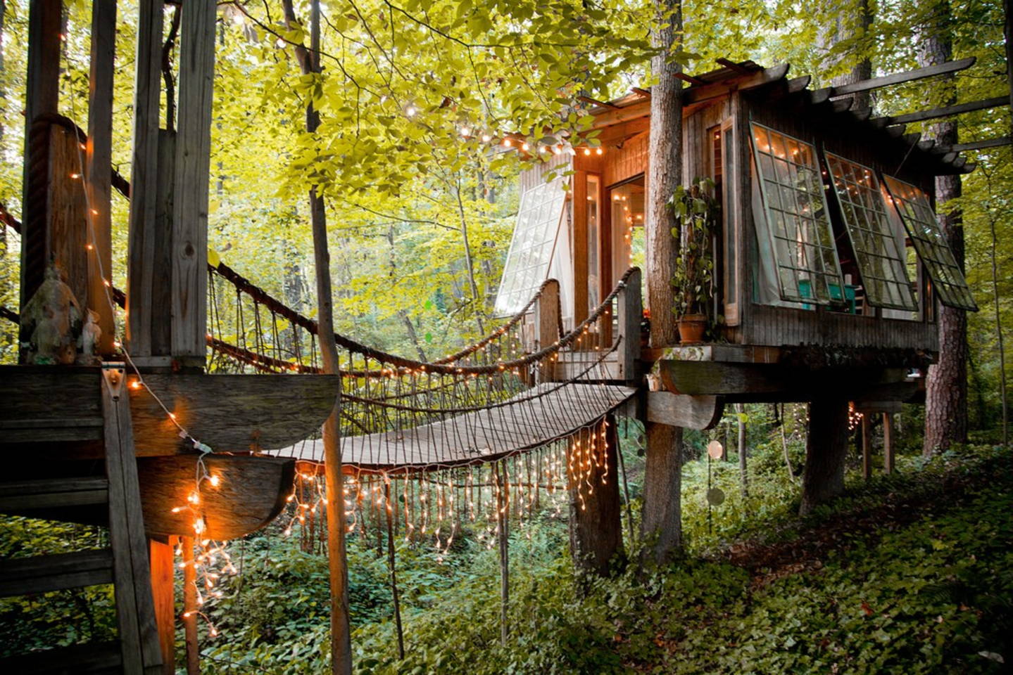 Airbnb treehouse Atlanta