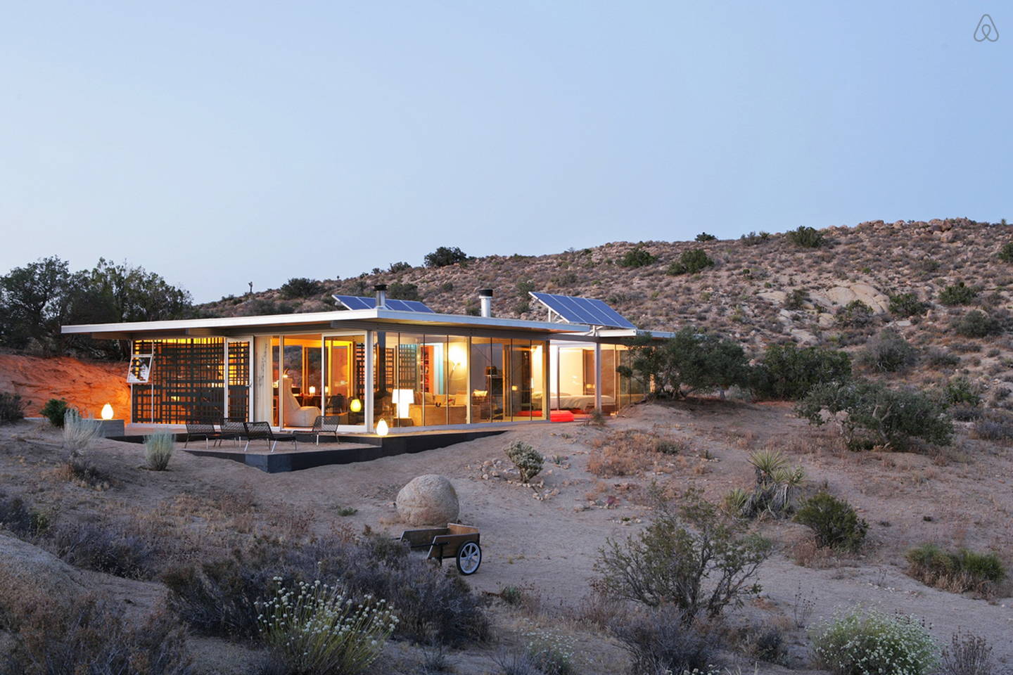 Off the Grid Airbnb