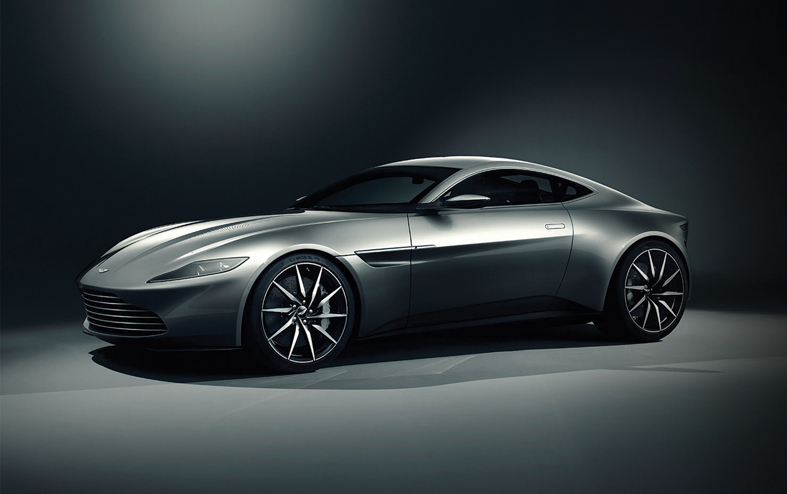 Aston Martin DB10 Spectre