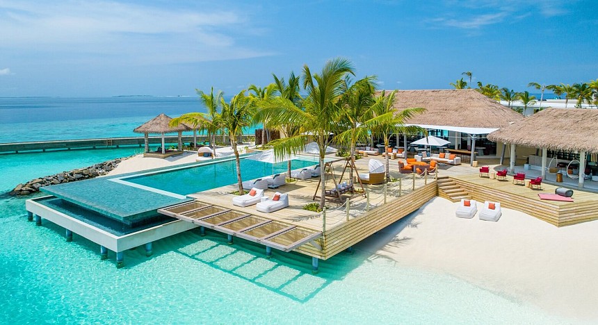 Luxury Hotels, Resorts, Islands