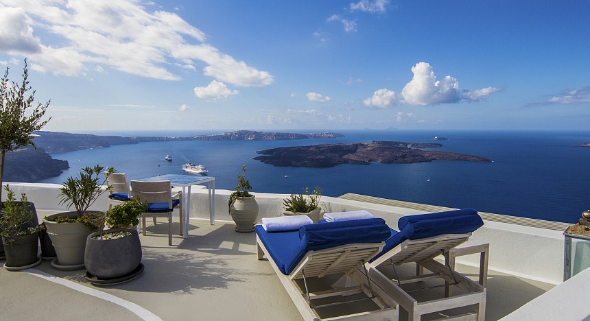 The view over the caldera from Iconic Santorini
