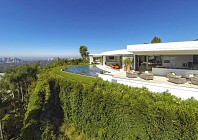 Meet the geek who outbid Jay Z on a $70m Beverly Hills mansion