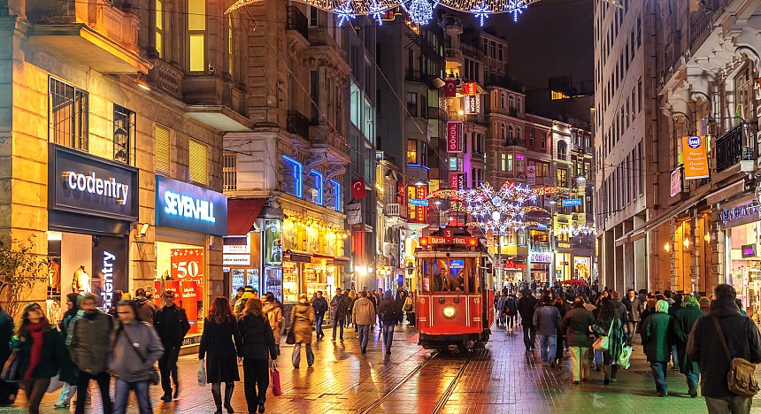 Istanbul, shopping, luxury retail, İstiklal Caddesi, Akmerkez Mall