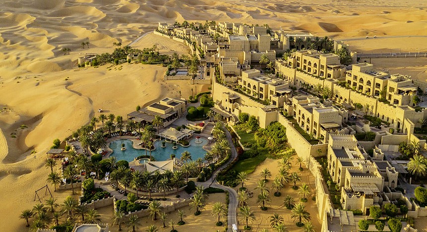  Qasr al Sarab Resort by Anantara, Abu Dhabi, Resort, Arabia, Desert, night camping, experience, Bedouin, restaurant. Arabian cuisine