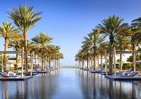 5 incredible Abu Dhabi infinity pools to enjoy a dip