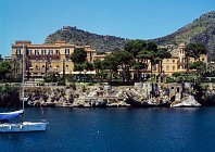 HOTEL INTEL: A White Lotus Sicilian summer 