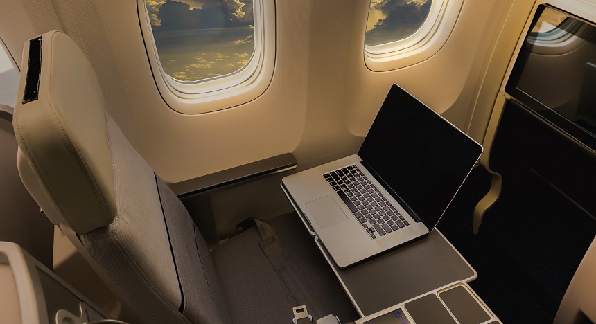 laptop in business class