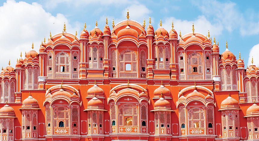 A stunning building facade in Jaipur