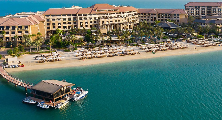 SeaYou, watersports, adventure, kayaking, sailing, paddle boarding, SUP, dragonboat, things to do, winter activities, Palm Jumeirah, Sofitel Dubai The Palm, Burj Al Arab, Atlantis Dubai