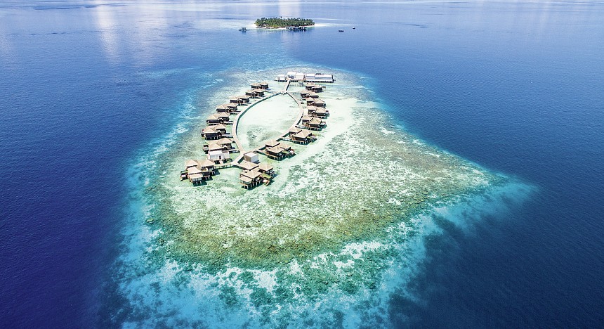 Raffles Maldives Meradhoo, Maldives, Hotel, Island, Pool, villas, rooms, Indian Ocean, 