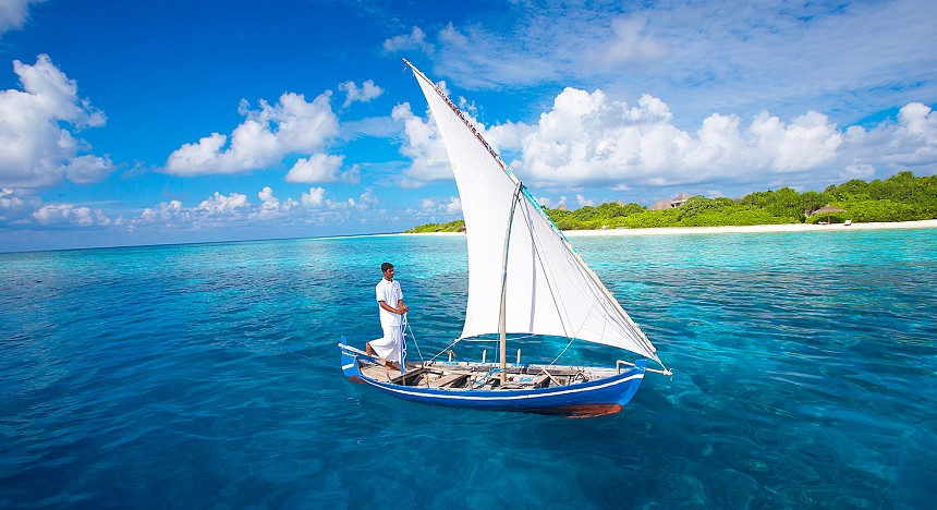 Maldives Border Miles, Maldives Islands, Luxury hotels and resorts, island resorts, island paradise, luxurious travel, beach villas, pool, island life