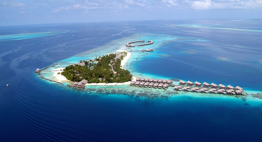 Coco Bodu Hithi resort, maldives, maldives islands, luxury island resort, luxury travel, escape water villas, seafood, fine dining, japanese cuisine