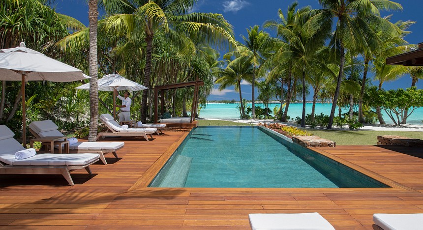 Four Seasons Resort Bora Bora, French Polynesia, Private Island Paradise, Luxury resorts, Villas, Pool, Luxury travel news, magazine, travel, luxury island travel, Beachfront villa estate