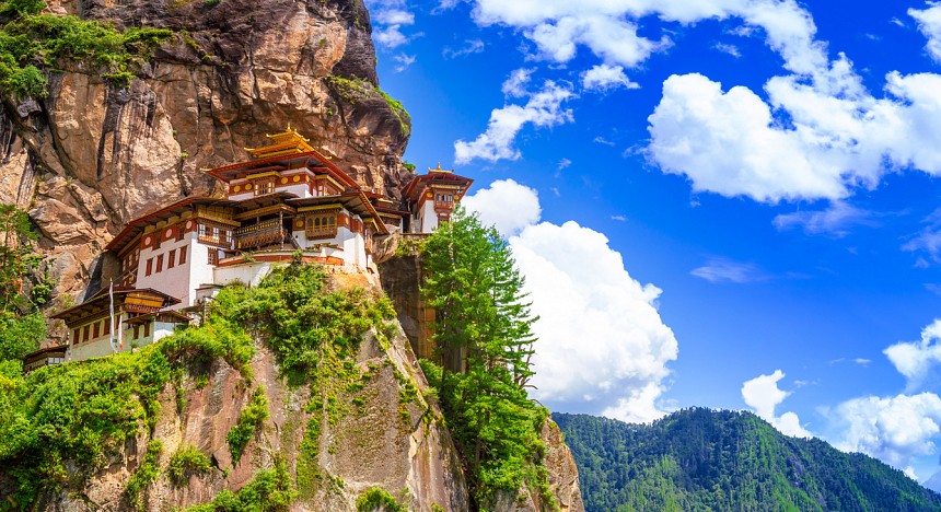 Six Senses, Bhutan, luxury Asia