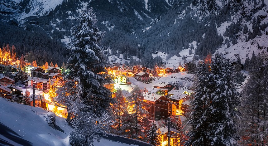 Winter Escape, Glacier Express, Alpine Allure, Switzerland, The Omnia Hotel, Suvretta House St. Moritz, Skiing, Snowfall, Travel, Holidays, 2020