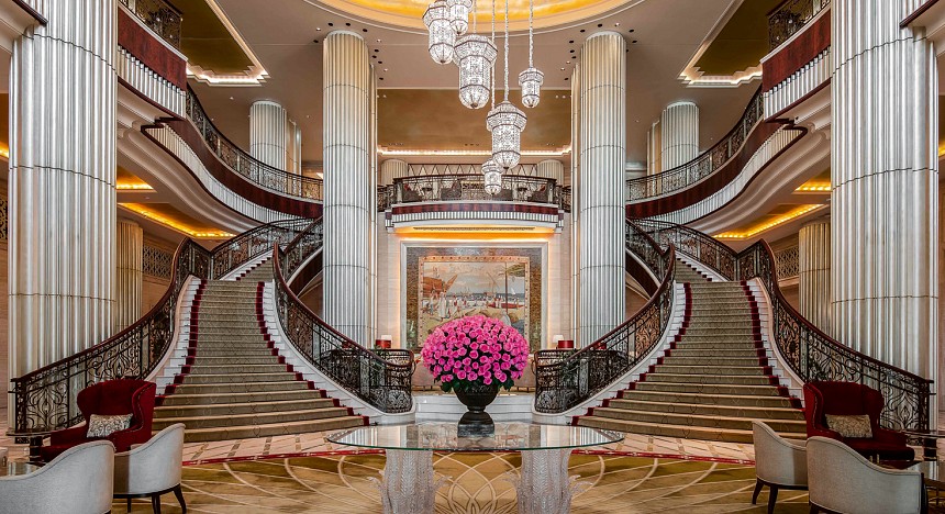 St. Regis Abu Dhabi, Luxury Hotel, UAE, Hotels in Abu Dhabi, Suites, Rooms, Guests, Pool, Spa, Restaurants, Designed hotels, Luxurious, Luxury life, staycation