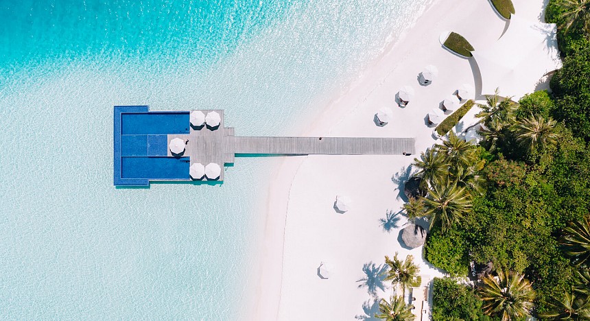Conrad Maldives Rangali Island resort, luxury island resort in maldives, maldives islands, beautiful maldives islands, luxury ocean villas, beautiful islands, beach, pool, spa, wellness, restaurants, luxury travellers