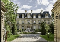 HOTEL INTEL: Paris' new secret garden 