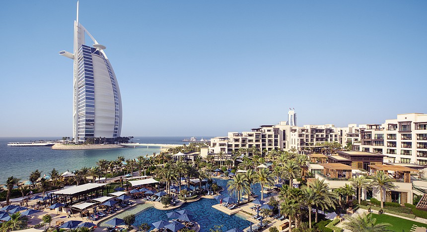 Jumeirah Al Naseem, Resort Deluxe suite, Suite dreams, Dubai, Luxury Hotels in Dubai, Pool, Beach, Stay