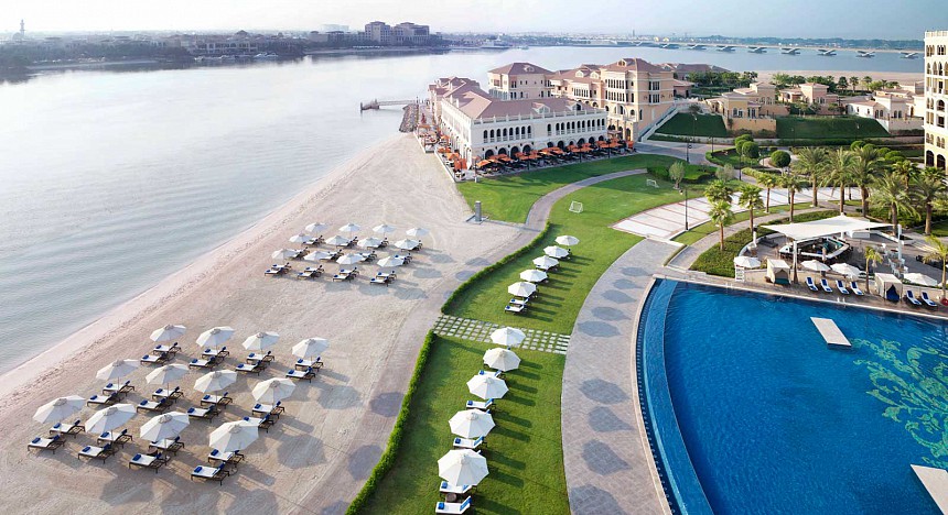 The Ritz-Carlton Abu Dhabi, Venetian Village