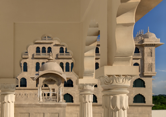 Fairmont Jaipur evokes a traditional Mughal palace