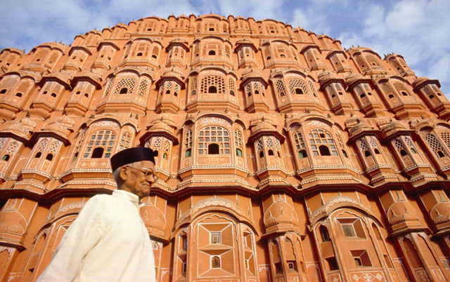 Absorb India's breathtaking art and architecture on a 13-day tour of the country