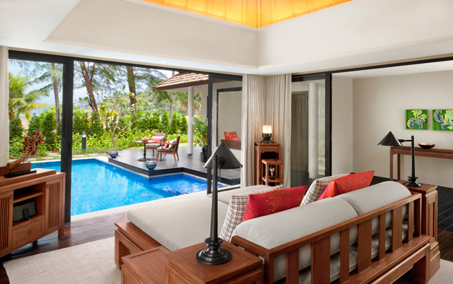 Living room in the beachfront pool villa