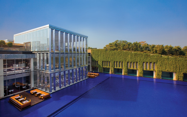 The Oberoi Gurgaon pool