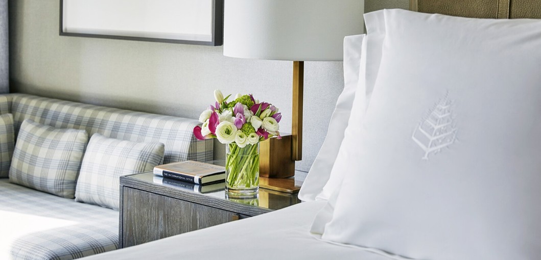  Four Seasons Hotel New York Downtown 
