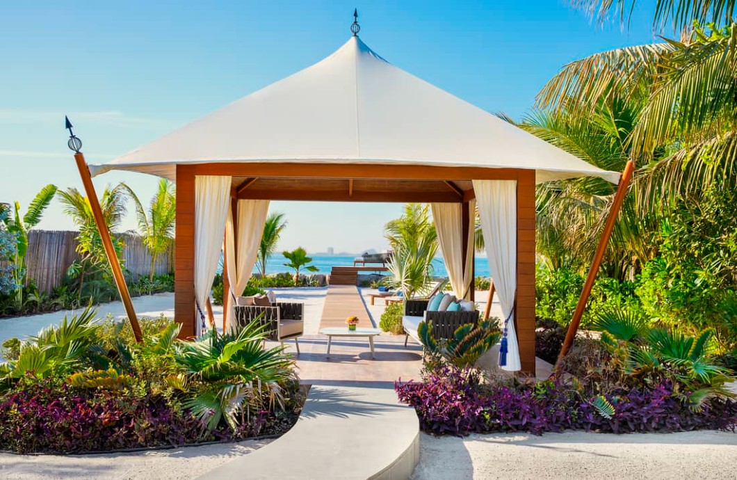 The Ritz-Carlton, Ras Al Khaimah, Al Hamra Beach