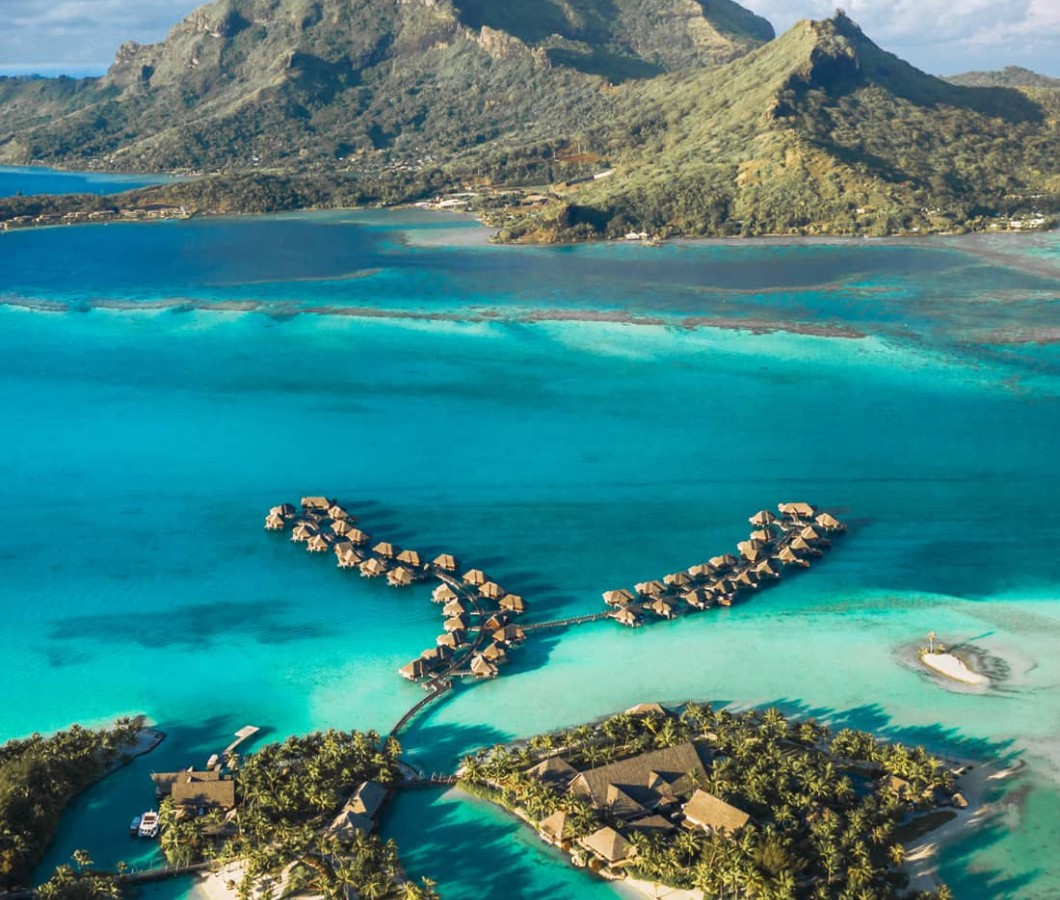 Four Seasons Resort Bora Bora