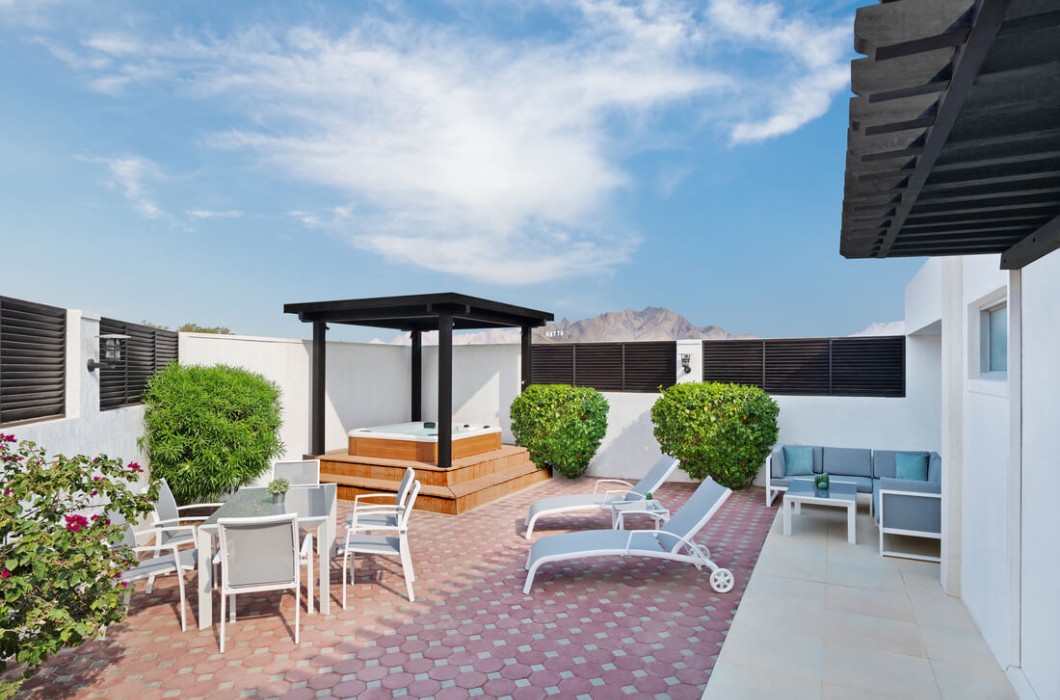 JA Hatta Fort Hotel