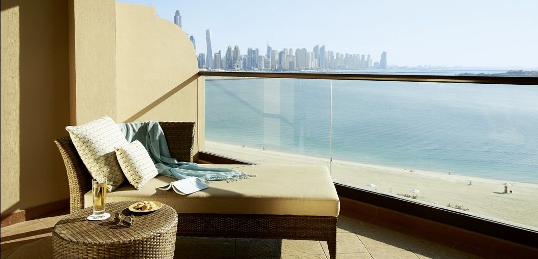 Fairmont The Palm - Luxury Hotel in Dubai, UAE 