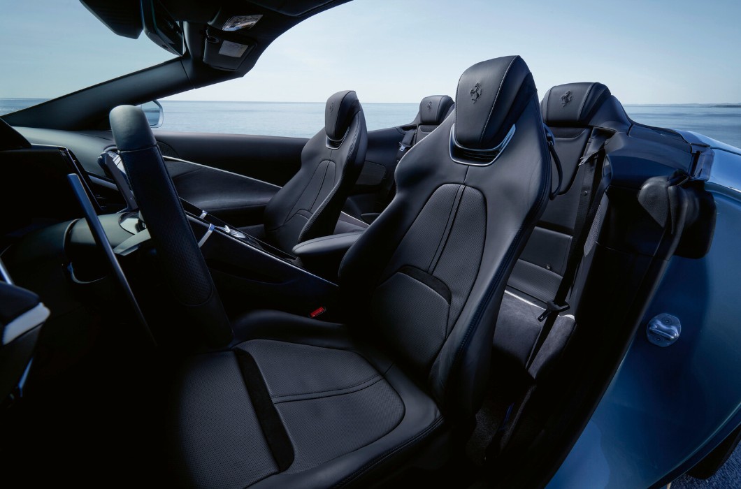 Ferrari Roma Spider