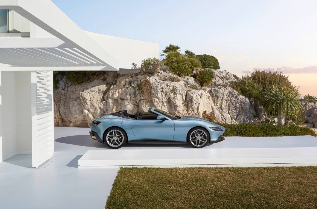 Ferrari Roma Spider