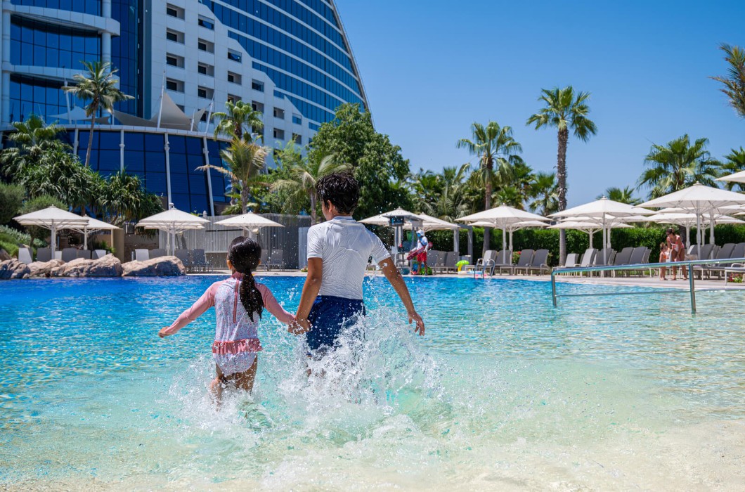 Jumeirah Beach Hotel | Family Beach Resort Dubai