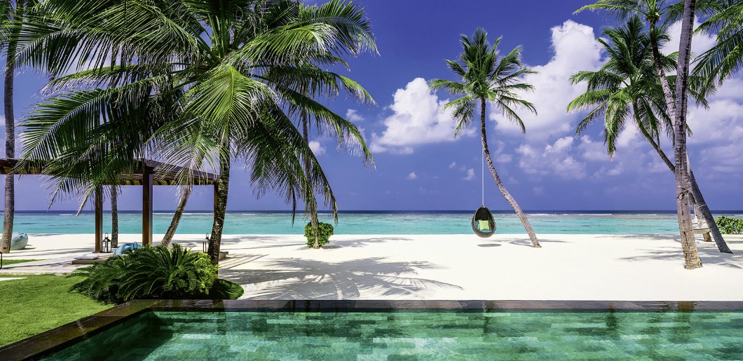 Luxury Hotel & Beach Resort, Maldives | One&Only Reethi Rah
