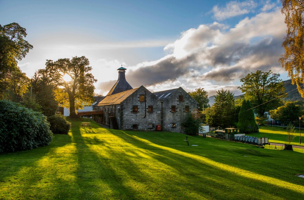 Don Aluinn estate