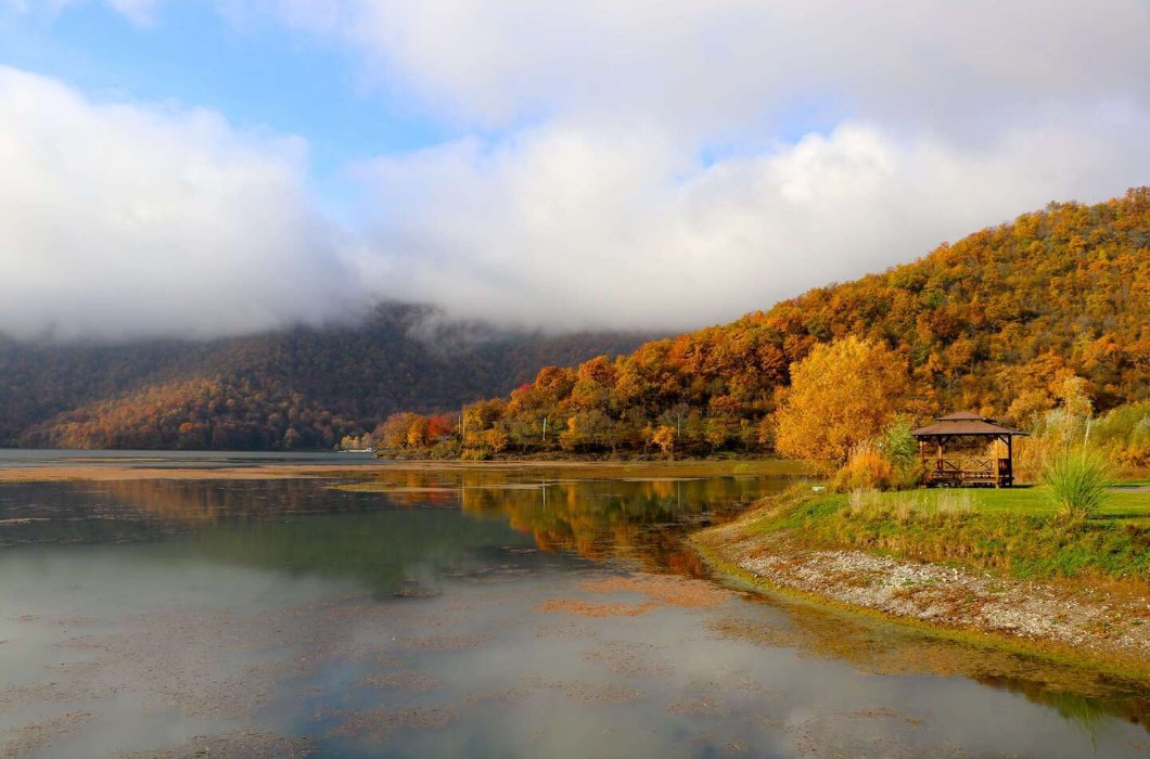 Azerbaijan Travel, Nohur Lake
